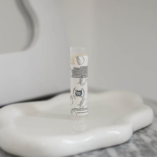 The Quen T'essentielle Lip Balm