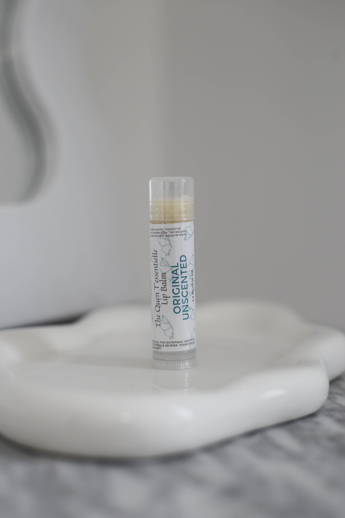 The Quen T'essentielle Lip Balm